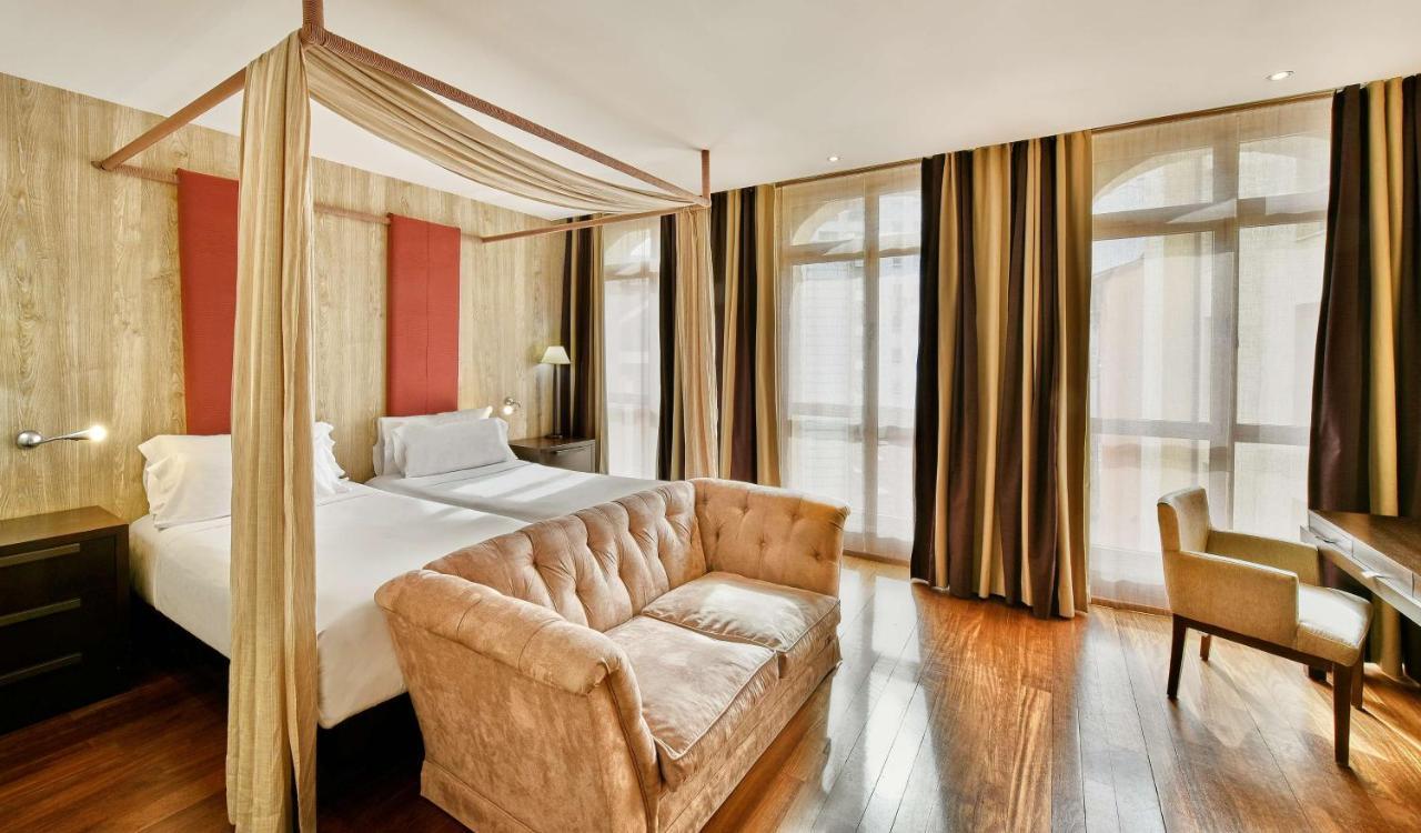 Nh Collection Palacio De Burgo Εξωτερικό φωτογραφία