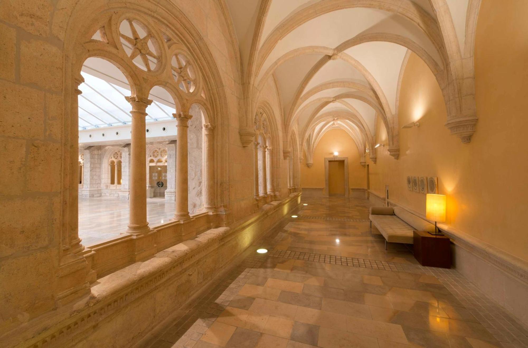 Nh Collection Palacio De Burgo Εξωτερικό φωτογραφία